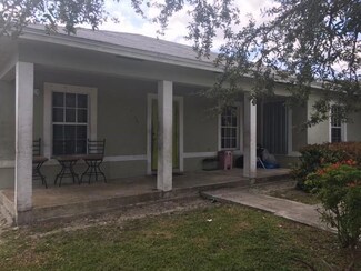 2102 NW 68th Terrace, Miami, FL 33147