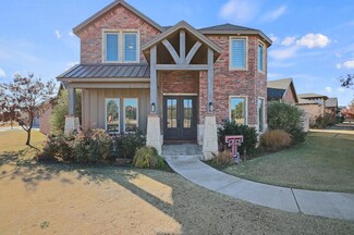 721 N 7th St, Wolfforth, TX 79382