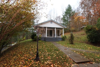 4648 Mcclellan Hwy, Branchland, WV 25506