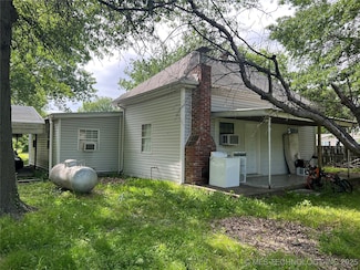 309 Albany St, Ketchum, OK 74349
