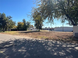 602 W 2nd St, Edmond, OK 73003