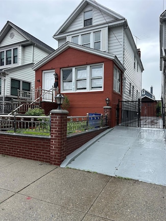 90-43 176th St, Jamaica, NY 11432