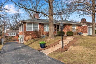 953 Glenbrook Ave, Saint Louis, MO 63122