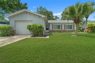 6961 122nd Dr, Largo, FL 33773