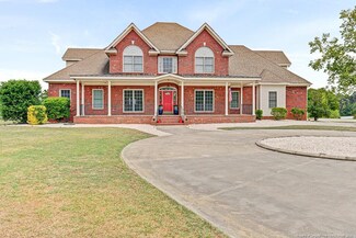 6328 Castlebrooke Ln, Linden, NC 28356