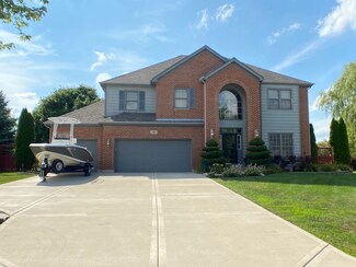 14 Bunker Hill Ct, Algonquin, IL 60102