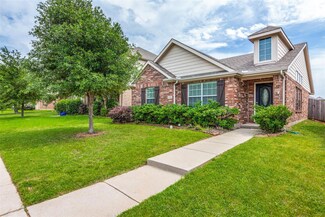8904 Tucker St, Crossroads, TX 76227