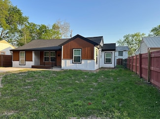 1008 Bell Dr, Greenville, TX 75401