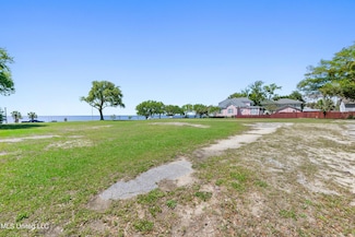 1104 Beach Blvd, Biloxi, MS 39530