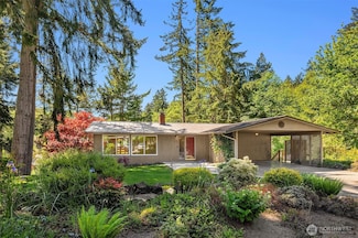 671 Eagle Cliff Rd NE, Bainbridge Island, WA 98110