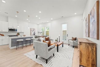 1312 Neiman Ln, Houston, TX 77091