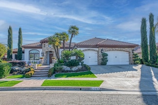 2243 E Carnoustie Ave, Fresno, CA 93730