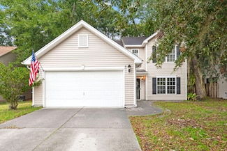 134 Moon Shadow Ln, Summerville, SC 29485