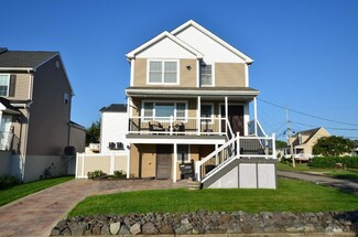 1303 Shore Rd, Keyport, NJ 07735