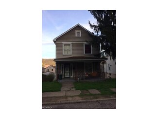 3328 Elm St, Weirton, WV 26062