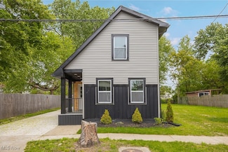 3211 W 61st St, Cleveland, OH 44102