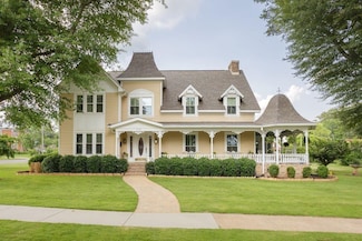 108 Cotaco St NW, Russellville, AL 35653