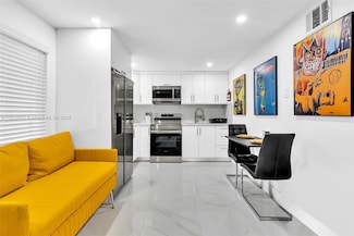 923 NW 110th St Unit B, Miami, FL 33168