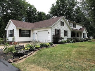 275 Ellsworth Bailey Rd SW, Warren, OH 44481