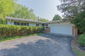 24457 Tunbridge Ln, Beachwood, OH 44122