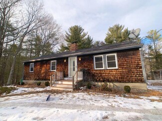 70 Bartlett Rd, Kittery Point, ME 03905
