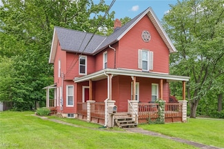 25 Taylor Rd, Bedford Heights, OH 44146
