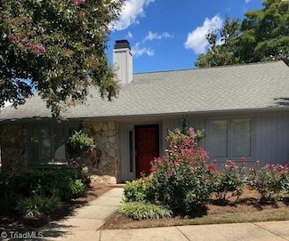 4212 Sullivans Lake Dr, Greensboro, NC 27410