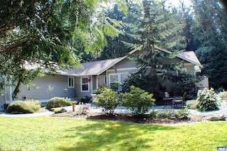 110 Buck Loop Rd, Sequim, WA 98382