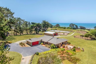515 Bean Hollow Rd, Pescadero, CA 94060