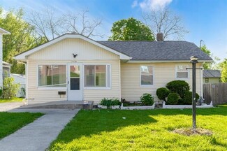 1418 N Liberty St, Independence, MO 64050