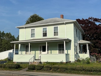 189 N Main St, Jewett City, CT 06351