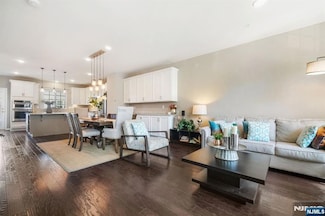78 Truman Dr, Wood-Ridge, NJ 07075