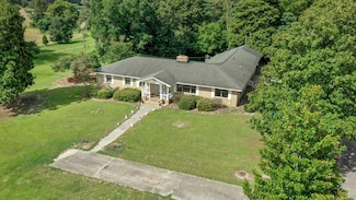 14831 Us Highway 278 Hwy, Williston, SC 29853