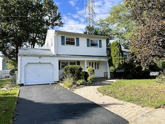 7 Timothy Ct, Edison, NJ 08837