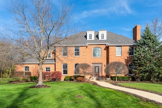 5660 Piikoi Ln, Libertyville, IL 60048