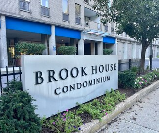 33 Pond Ave Unit 502, Brookline, MA 02445