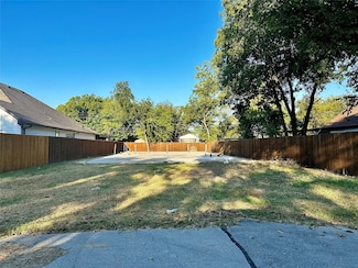 4917 Melodylane St, Fort Worth, TX 76137