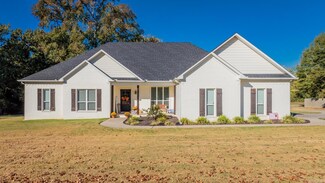 80 Paiger Ln, Greenbrier, AR 72058