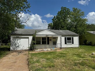 9836 Lorna Ln, Saint Louis, MO 63136