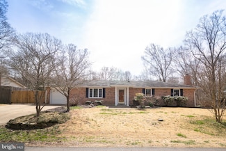 11623 Rivershore Dr, Dunkirk, MD 20754