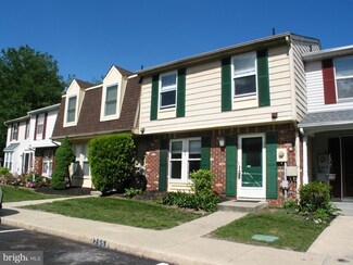 25 Forestview Ct, Marlton, NJ 08053