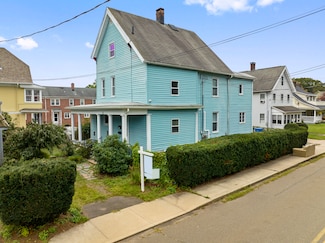 12 Augur St, Hamden, CT 06517