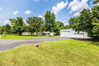 8050 Kickingbird, Edmond, OK 73034