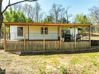 11117 N Highway 59, Cedarville, AR 72932
