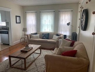 21 Eliot St, Medford, MA 02155