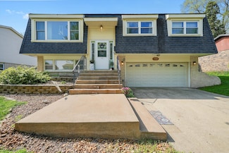 7431 163rd St, Tinley Park, IL 60477