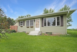 6418 Independence Ave Unit 6440, Waterloo, IA 50703