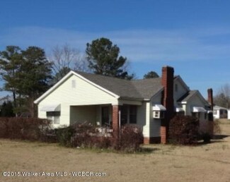 2323 Bankhead Hwy, Winfield, AL 35594