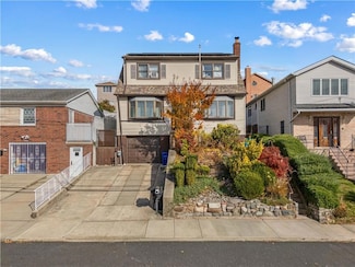 159 Seneca Ave, Staten Island, NY 10301