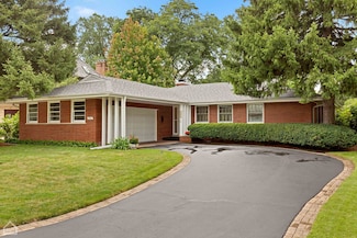 2807 Orchard Ln, Wilmette, IL 60091